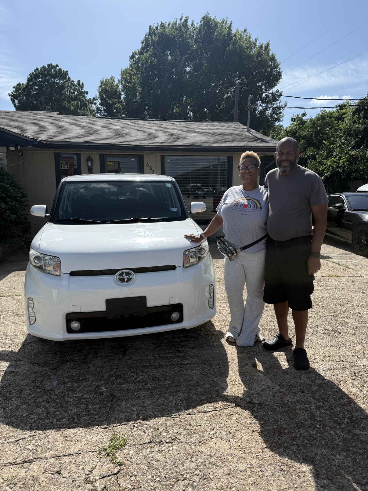 Satisfied Desirable Auto Group customer